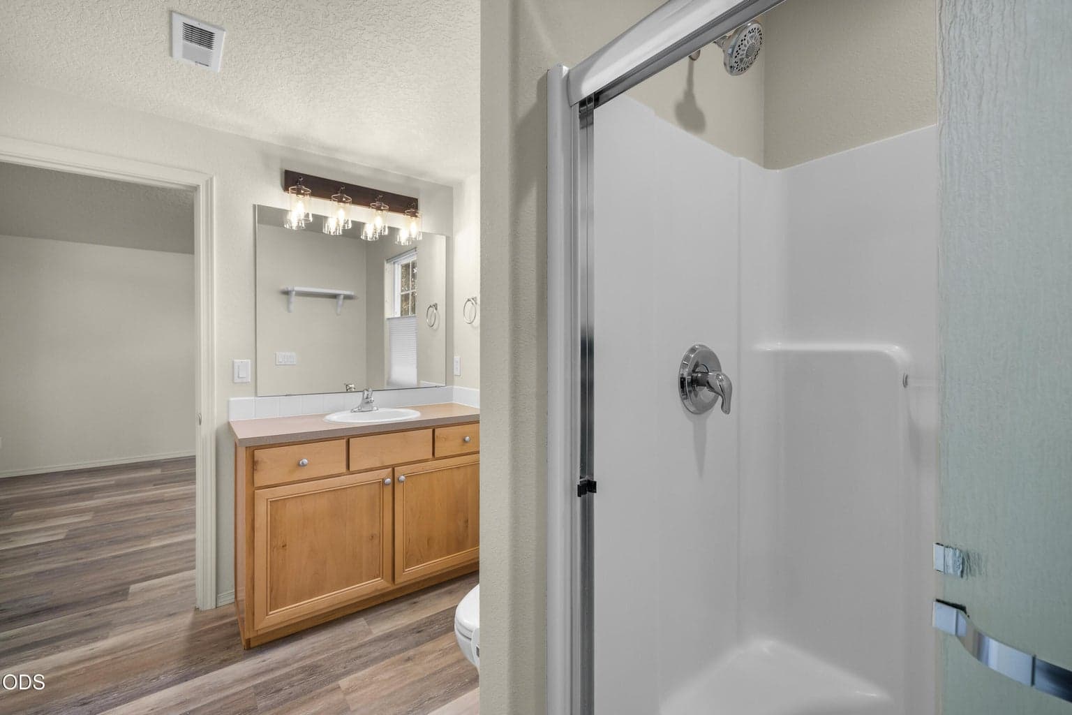 Photo of 20535 Sunderland Way 24 of 40
