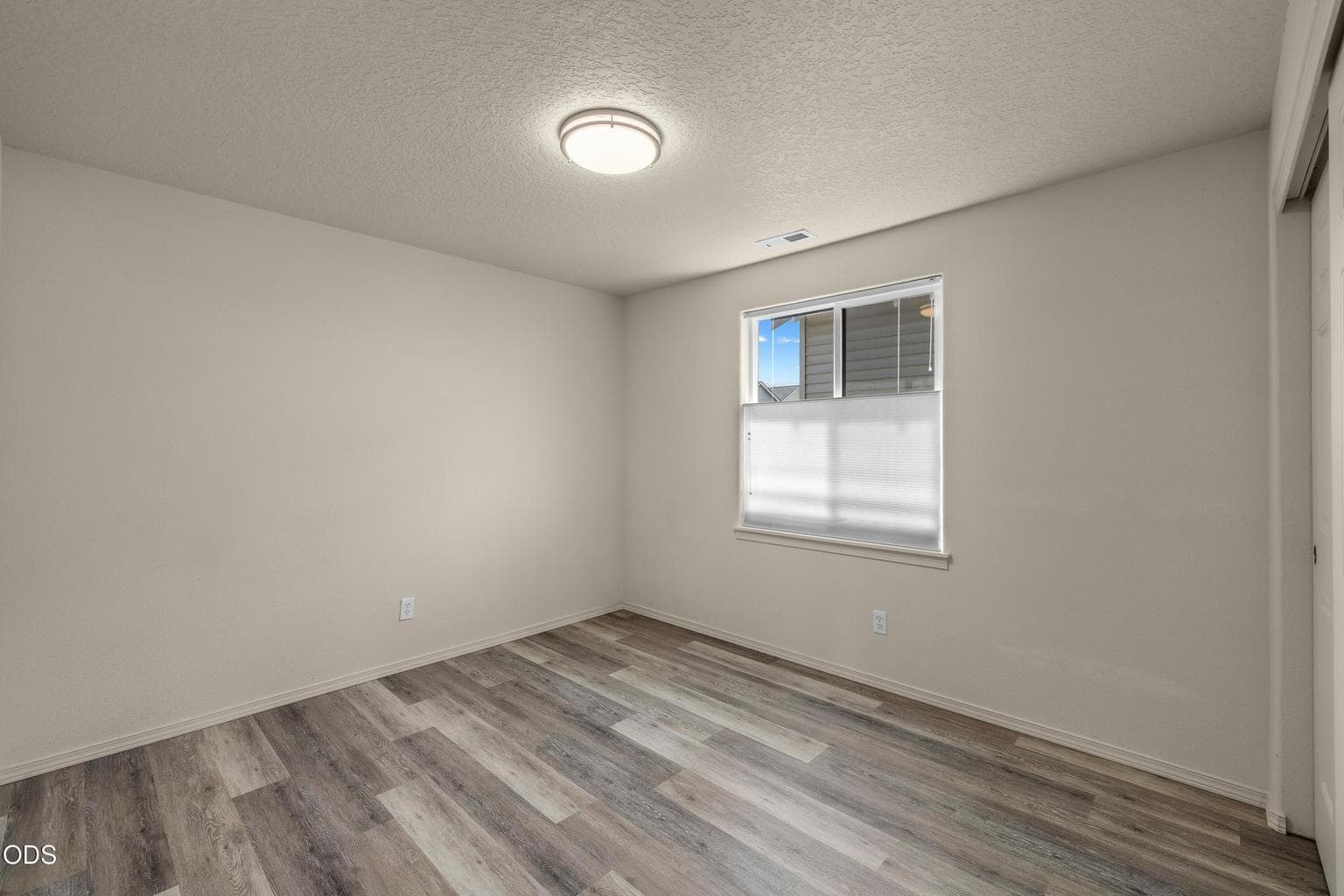 Photo of 20535 Sunderland Way 30 of 40