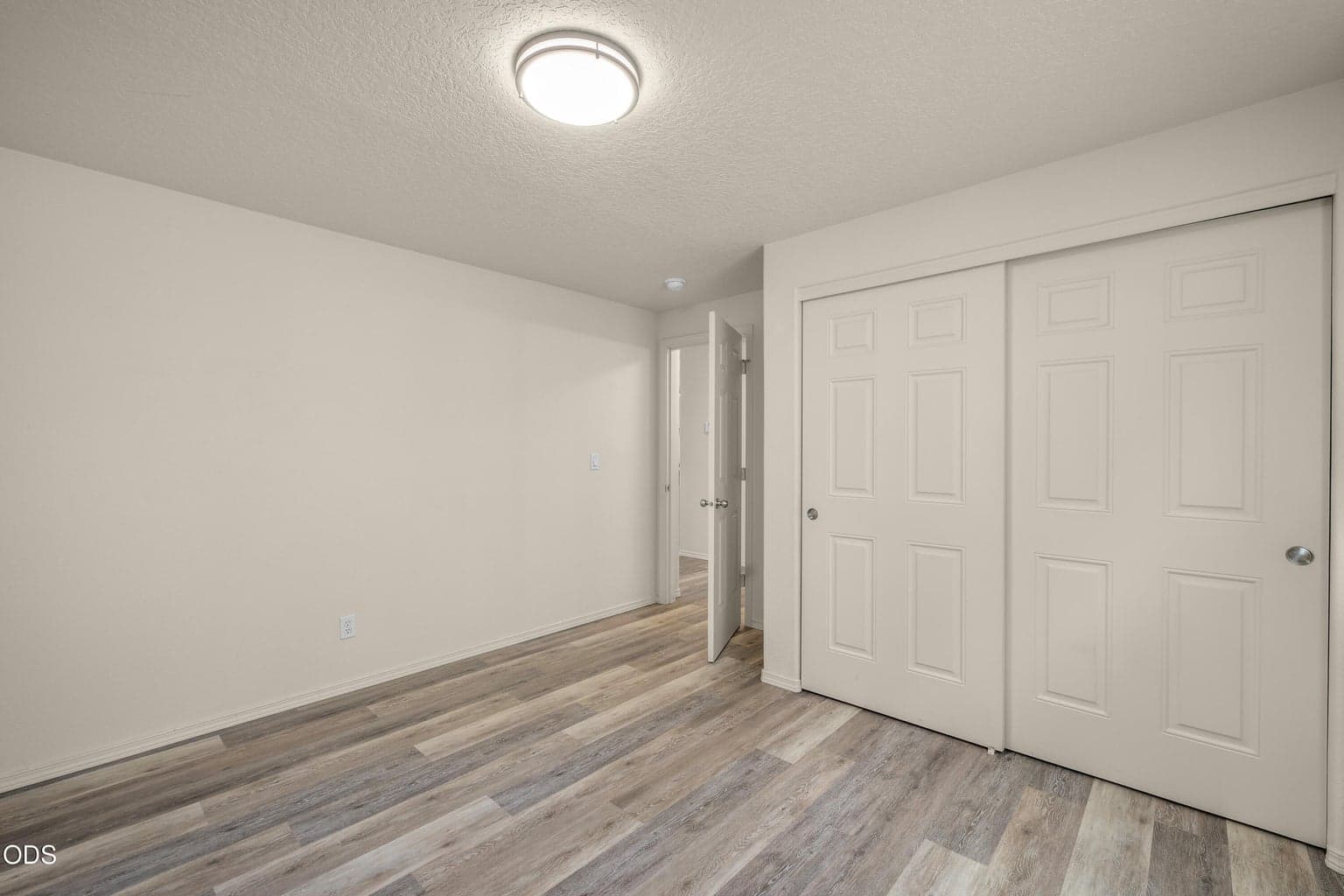 Photo of 20535 Sunderland Way 28 of 40