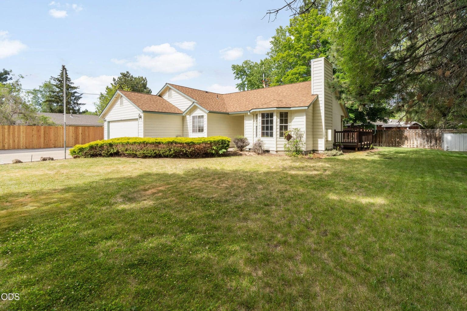 Photo of 2400 Jones 1 of 28