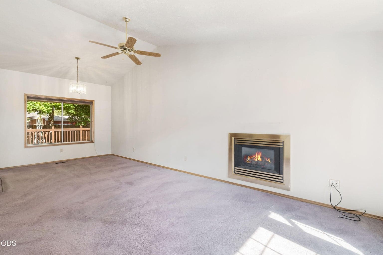 Photo of 2400 Jones 5 of 28
