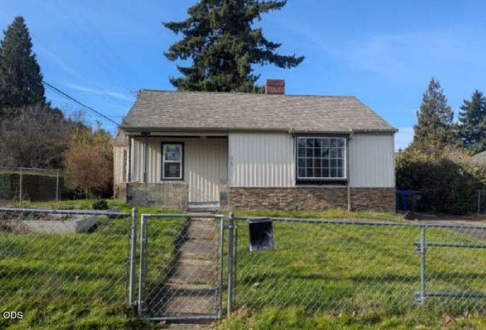 Photo of 3707 113th 1 of 3