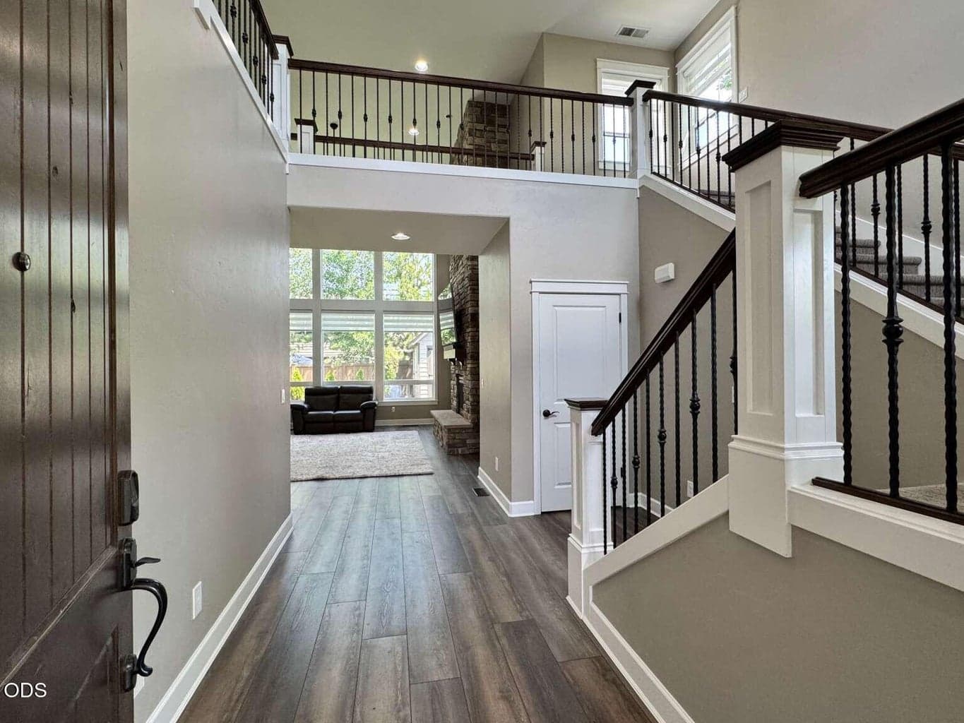 Photo of 61152 SE Sydney Harbor Drive 6 of 29