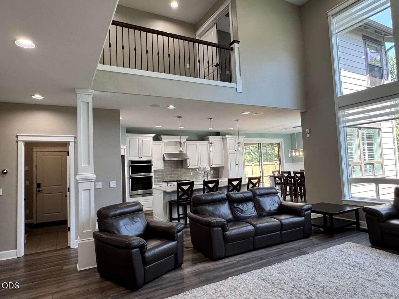 Photo of 61152 SE Sydney Harbor Drive 7 of 29