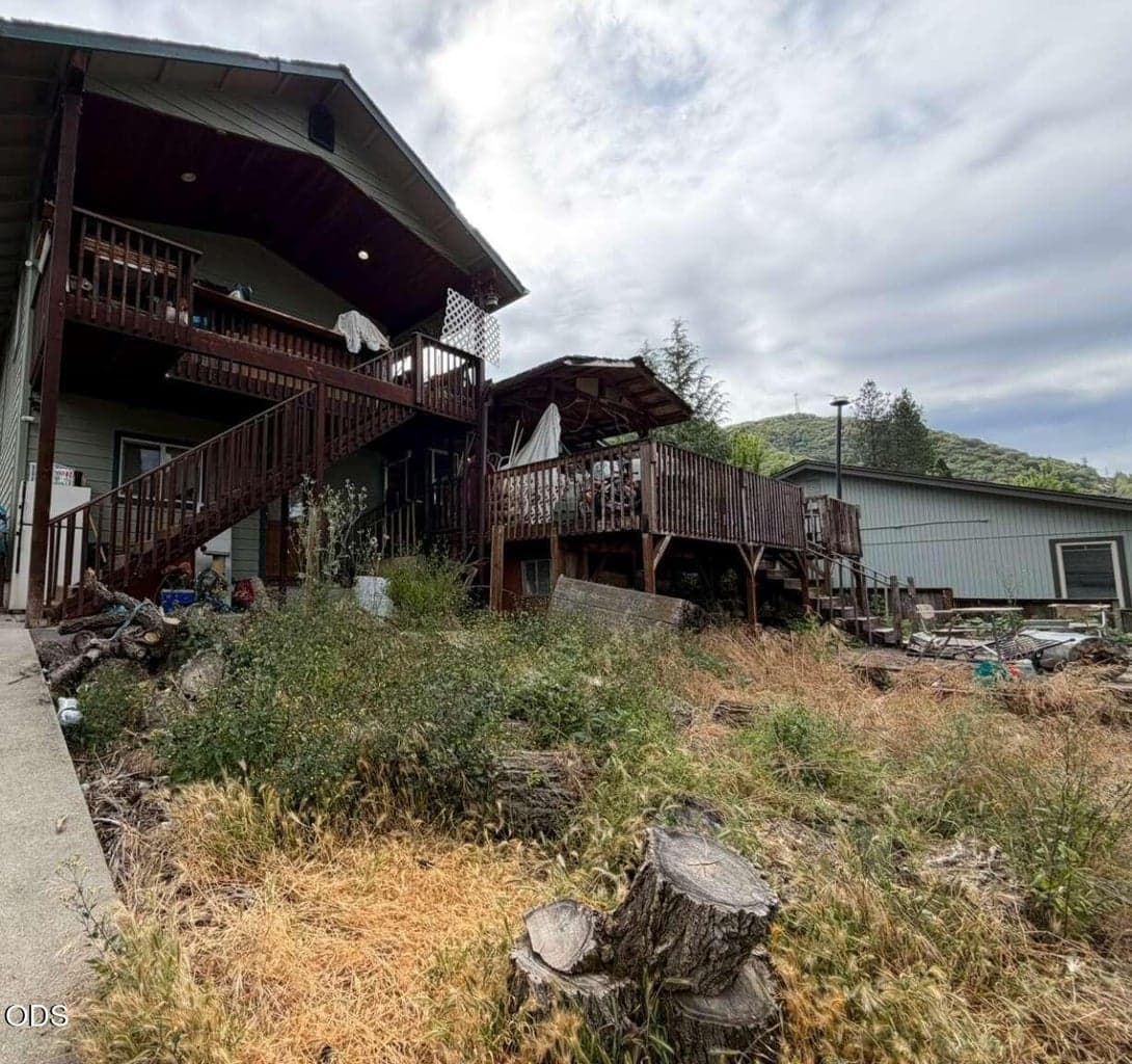 Photo of 1740 Beverly 2 of 11
