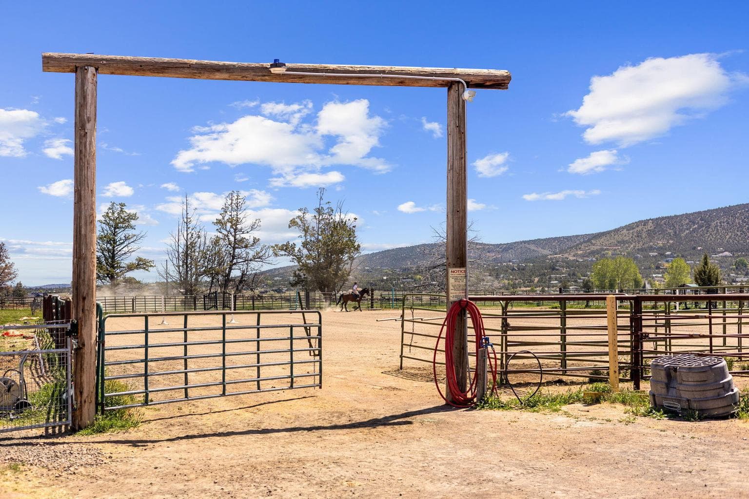 Photo of 13501 SW Riggs Road 69 of 93