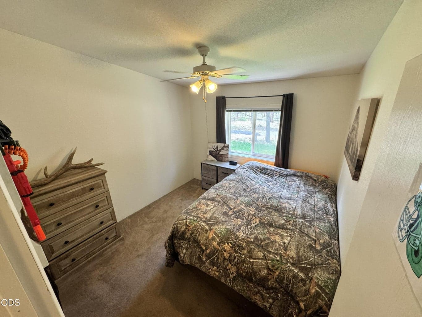 2nd bedroom