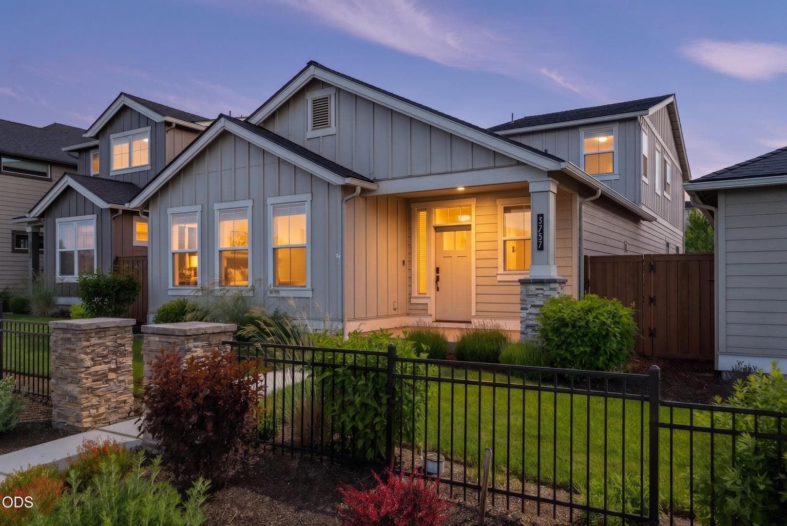 Photo of 3757 Petrosa 1 of 66