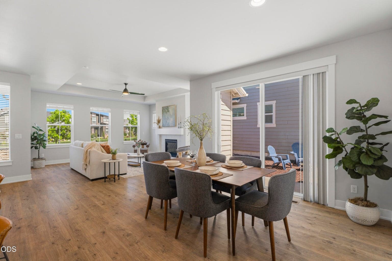 Photo of 3757 NE Petrosa Avenue 20 of 66