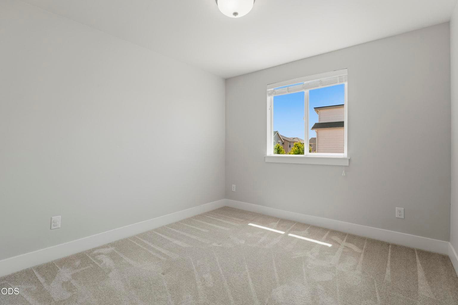 Photo of 3757 NE Petrosa Avenue 39 of 66