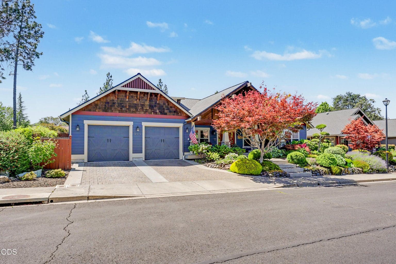 Photo of 225 Echo 2 of 63