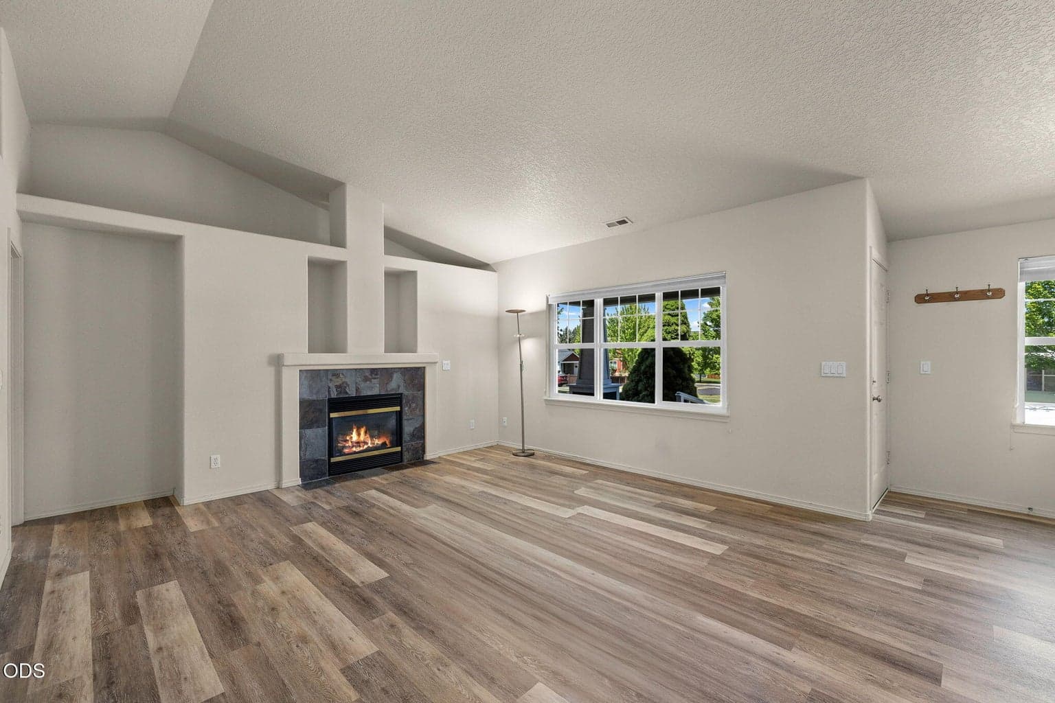 Photo of 20535 Sunderland Way 15 of 40