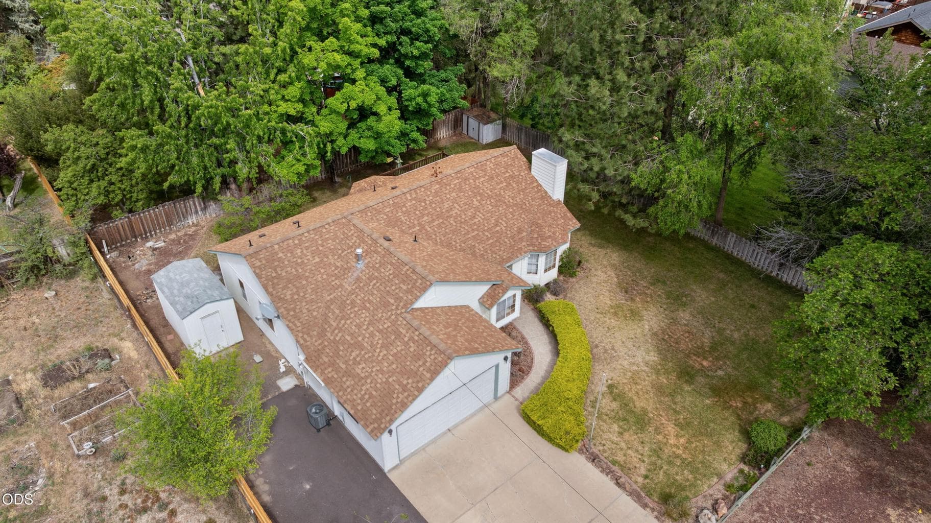 Photo of 2400 Jones Road 5 of 33