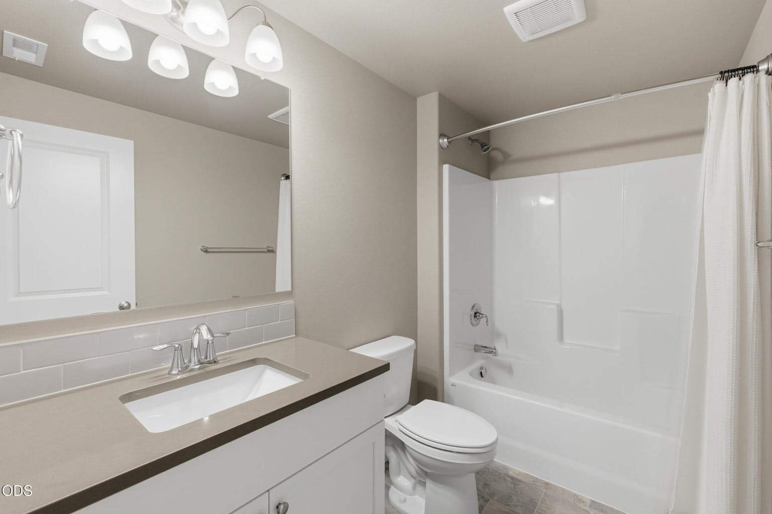 Photo of 1785 W Williamson Avenue 28 of 38