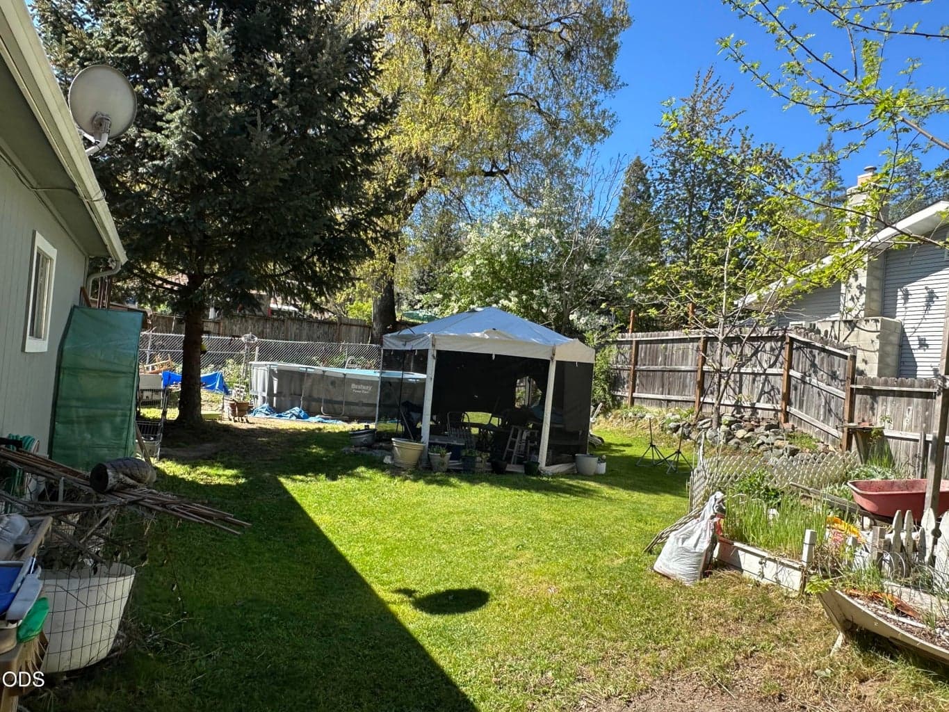 Photo of 1111 B 3 of 9