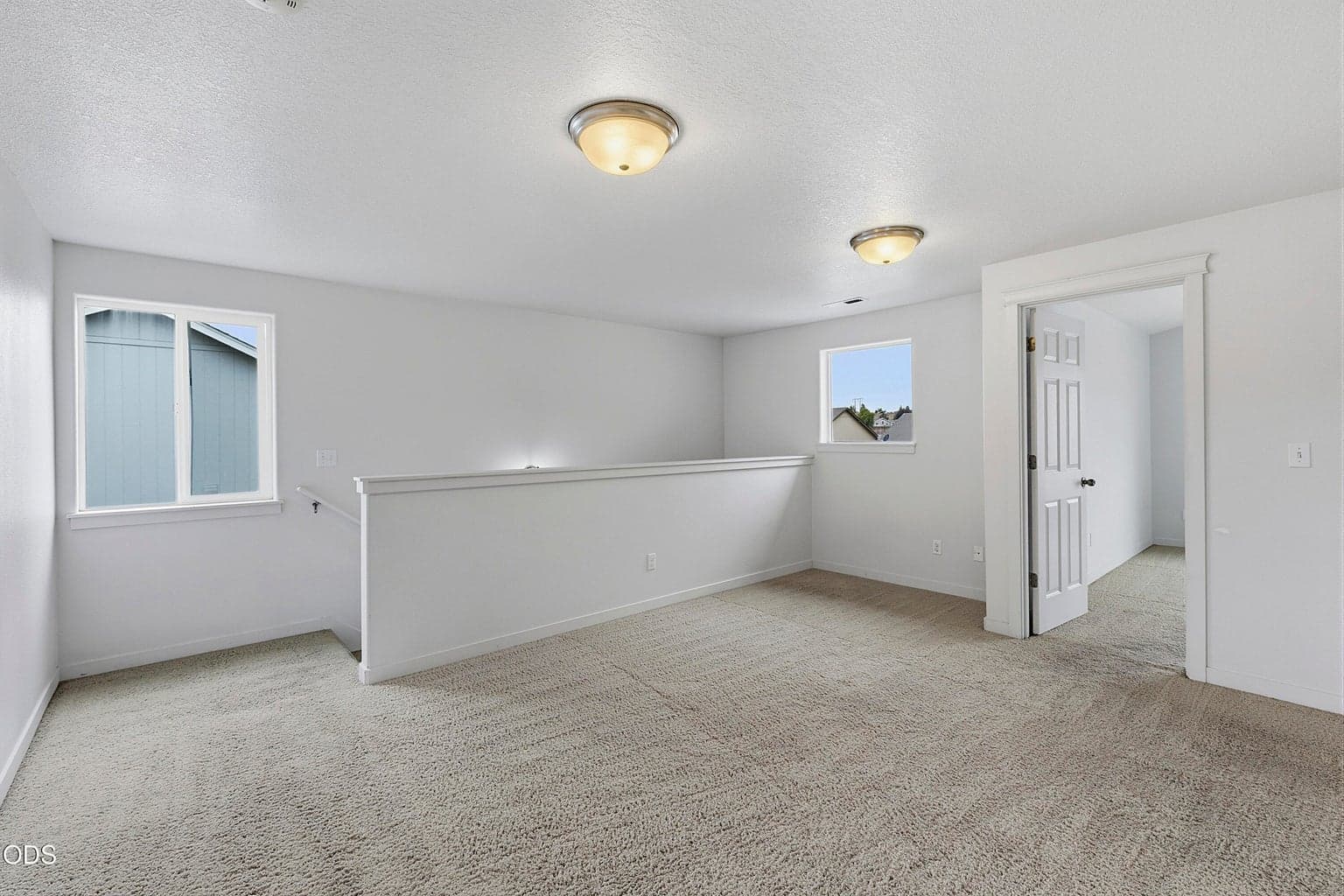 Photo of 901 SE Kierra Place 14 of 26