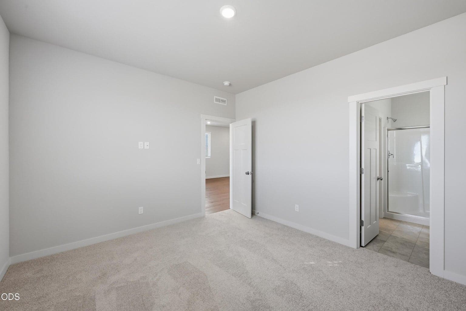 Photo of 2658 NW 26th LP North 11 of 46