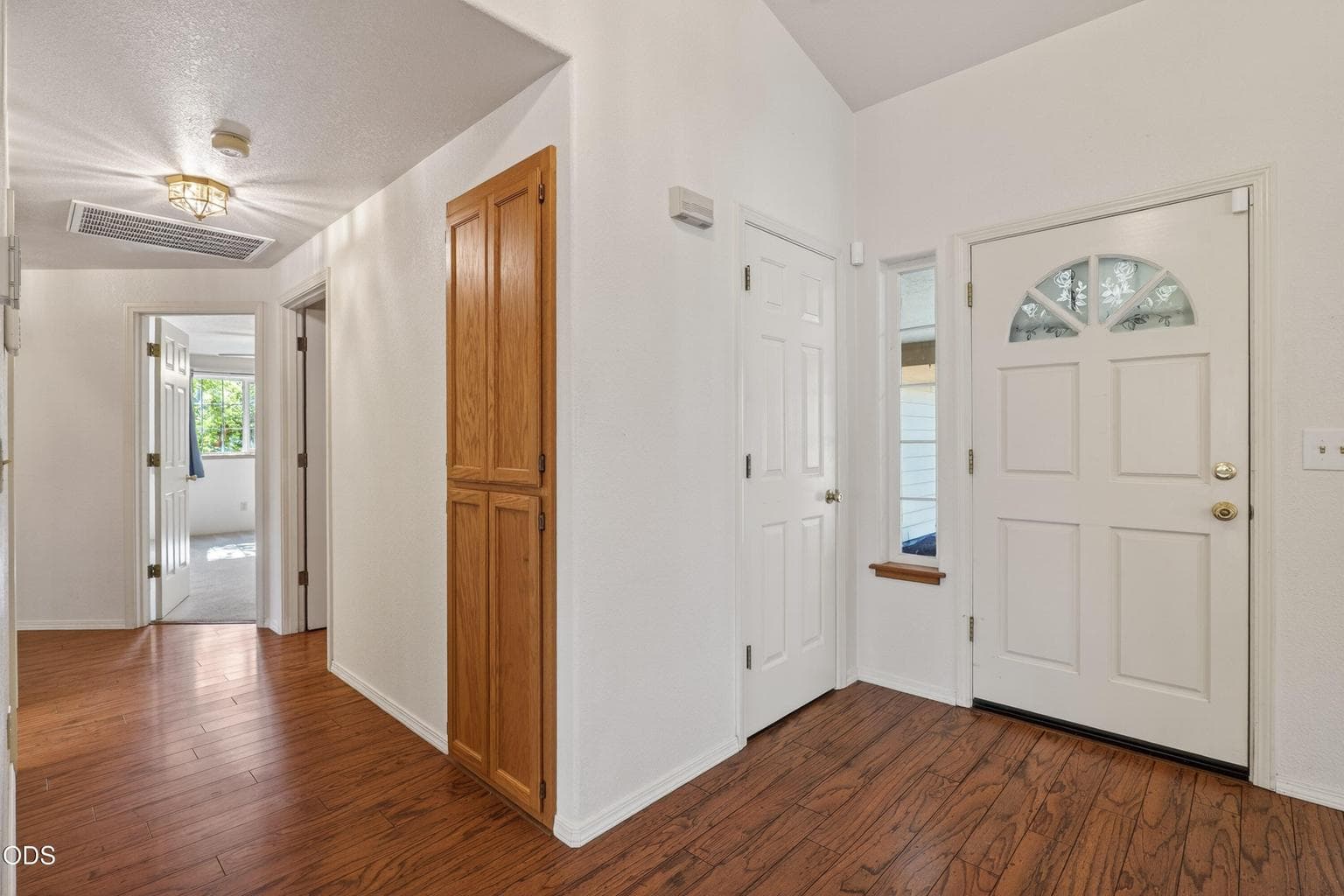 Photo of 1032 Thelma 3 of 38