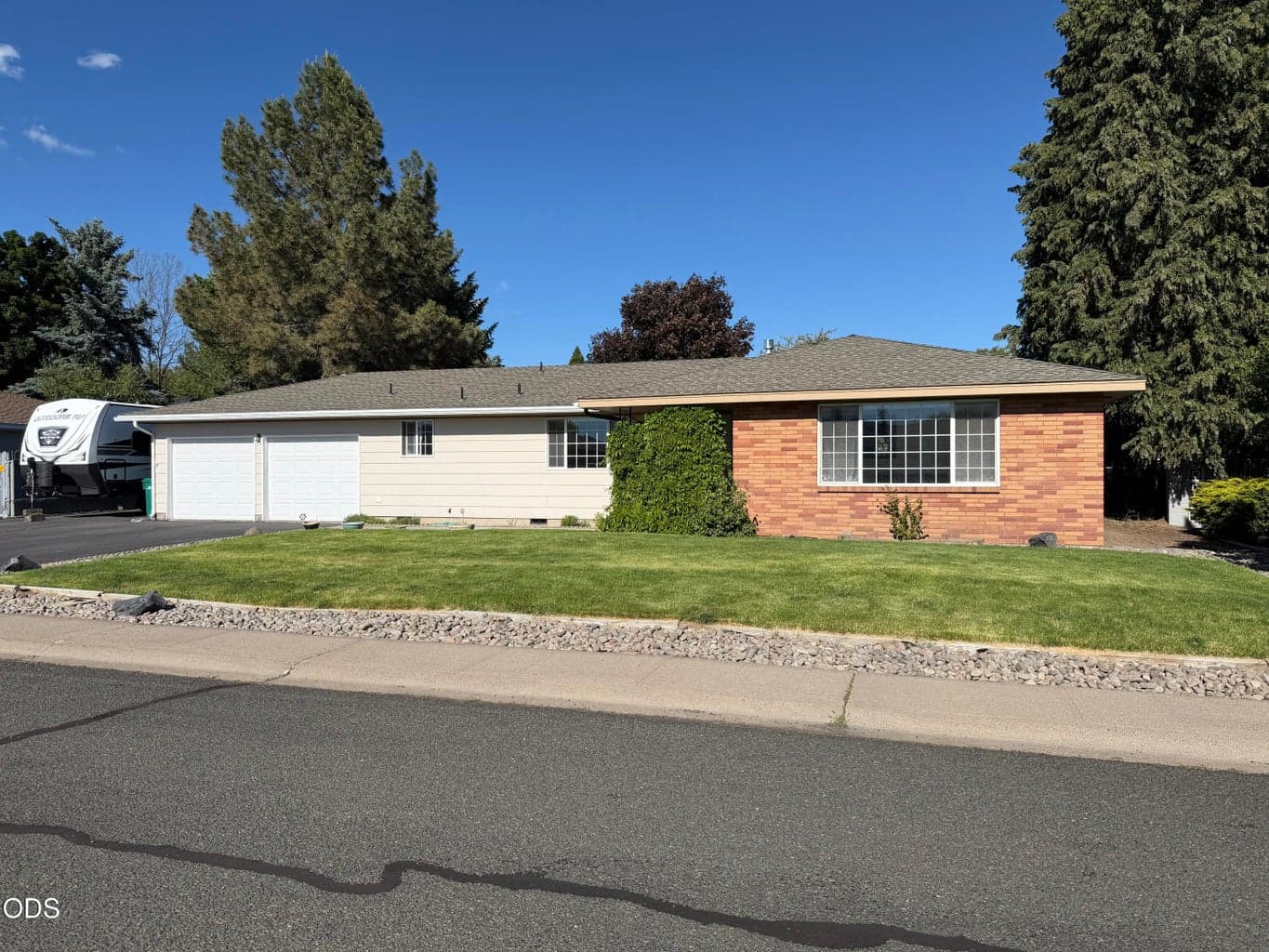 Photo of 4429 Sycamore 2 of 40