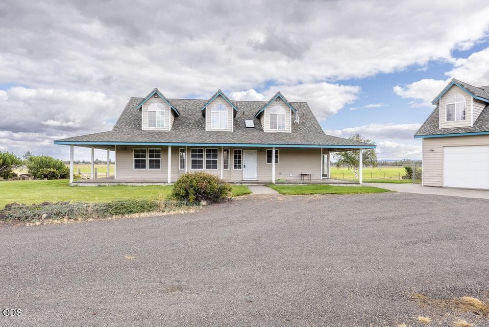 Photo of 24585 Dodds 4 of 114