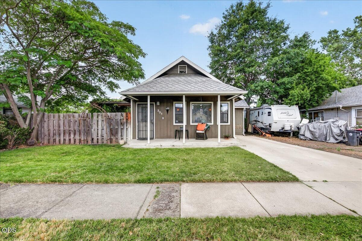 Photo of 331 Mae 2 of 26