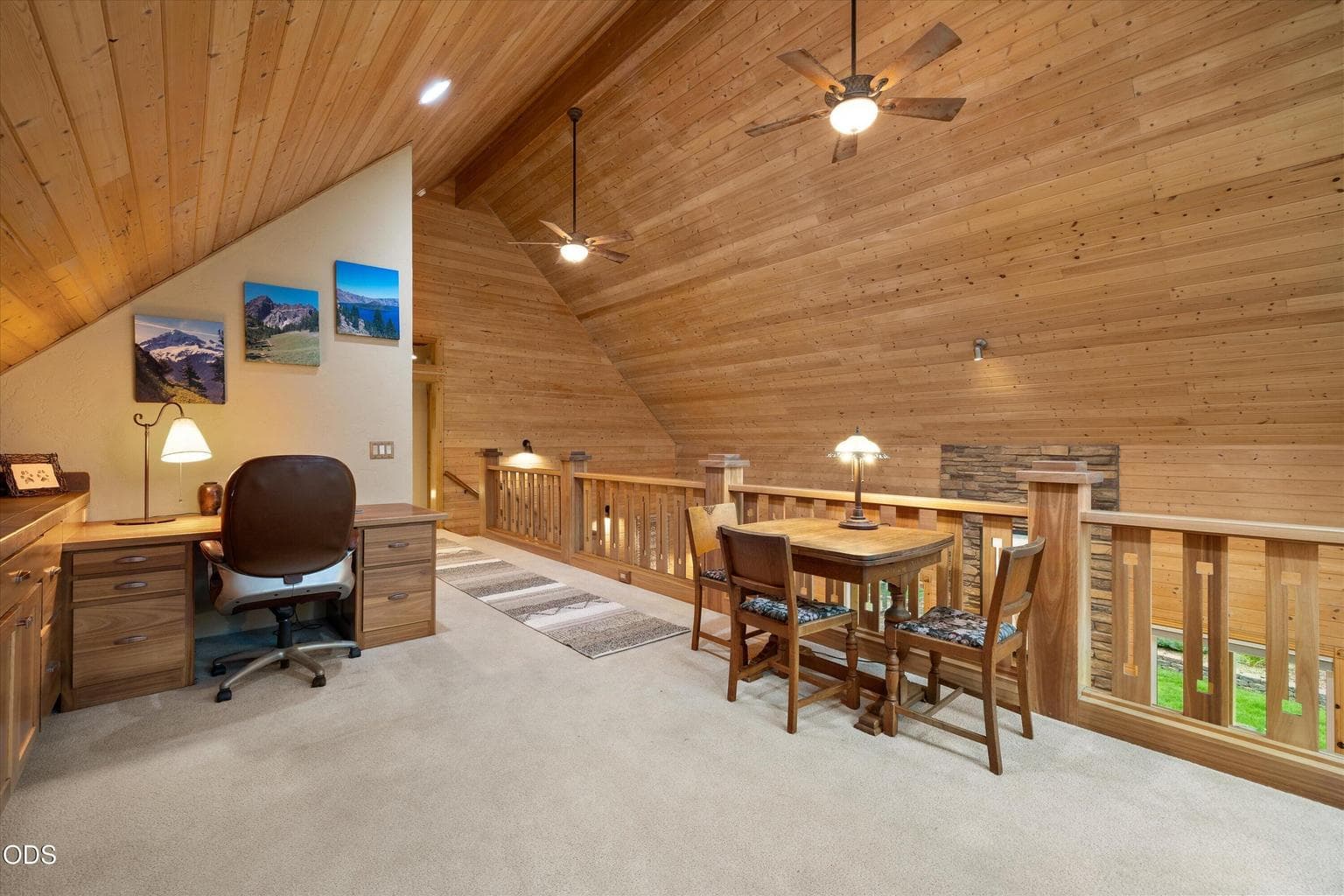 Whether you are working, crafting or quilting, this space is amazing!