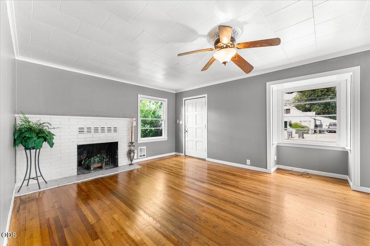 Photo of 214 Columbus 5 of 30
