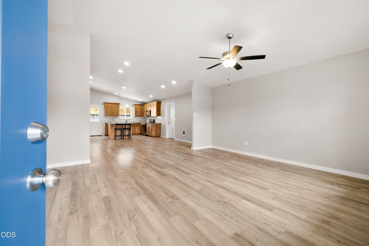 Photo of 1023 Crista 4 of 31
