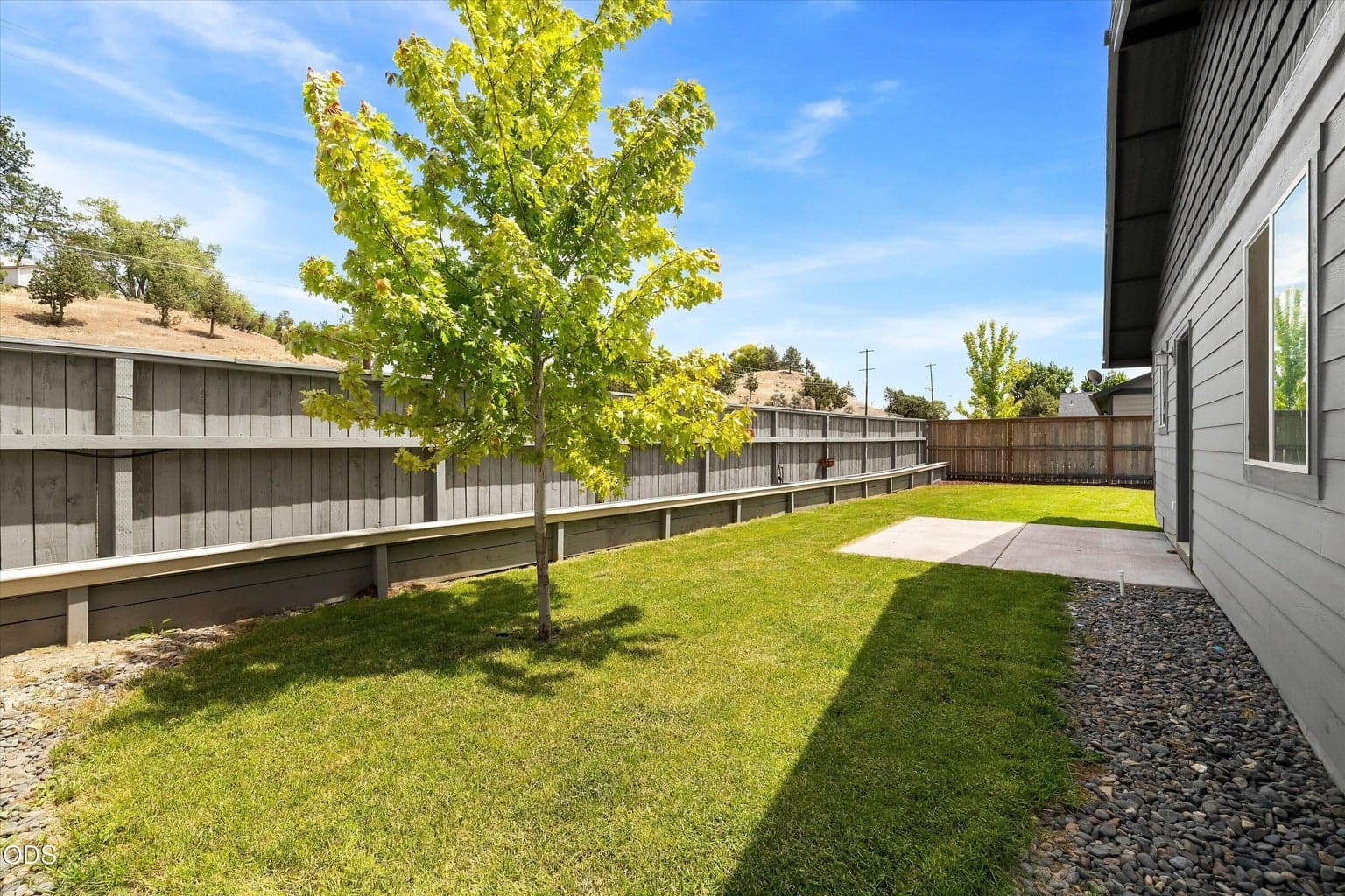 Photo of 1023 NE Crista Court 27 of 31