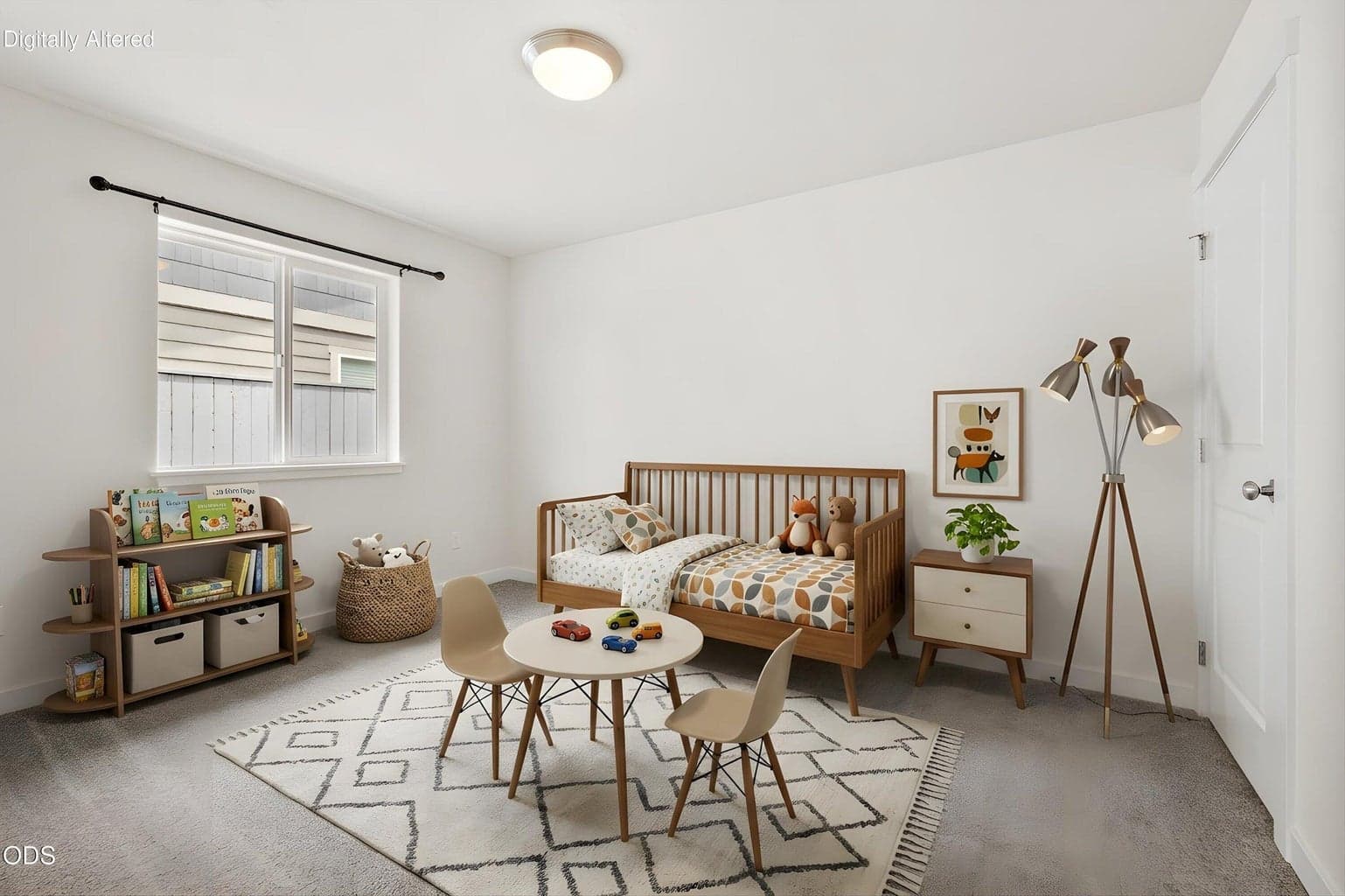 Photo of 1023 NE Crista Court 16 of 31