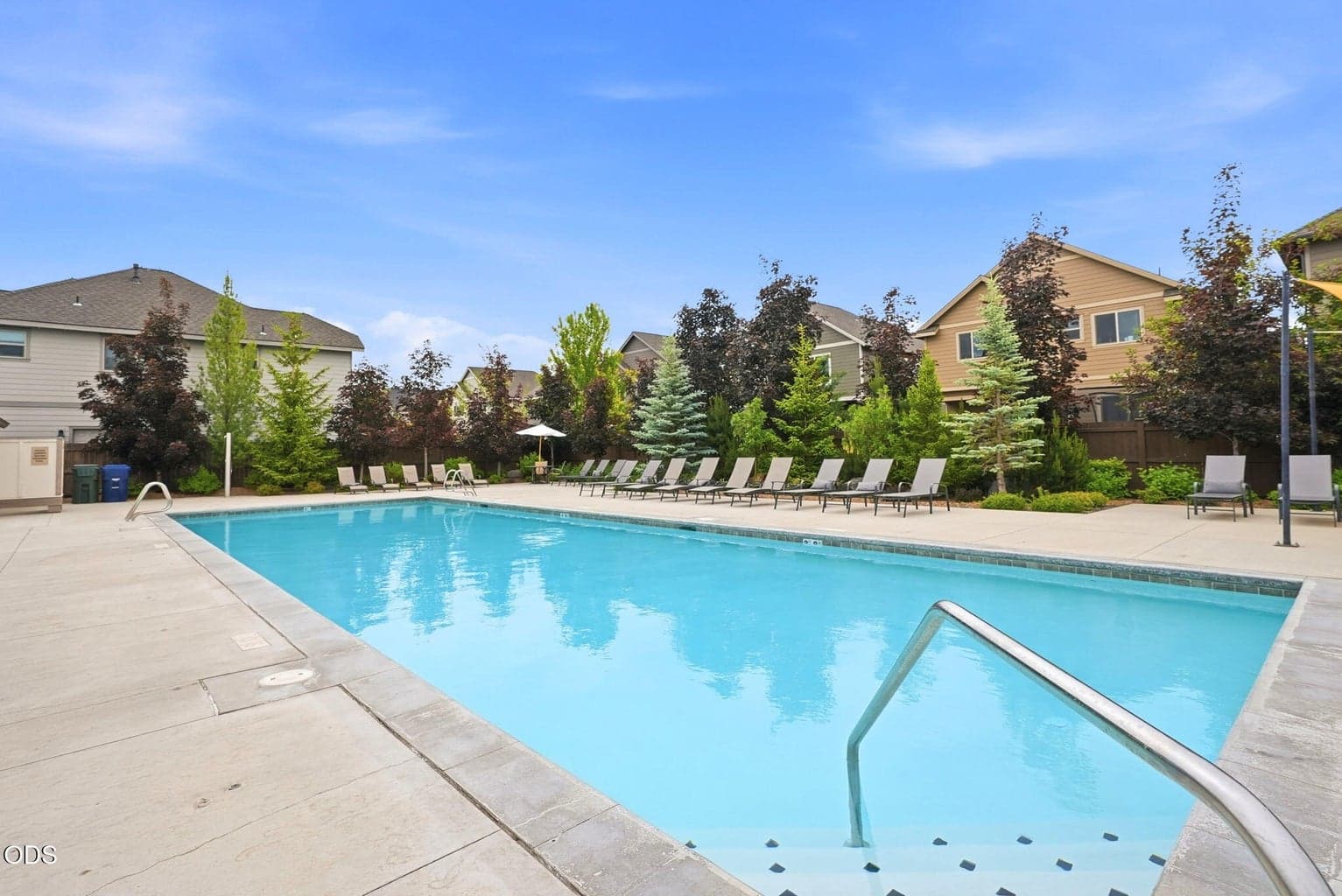 Photo of 3024 NE Flagstone Avenue 37 of 39