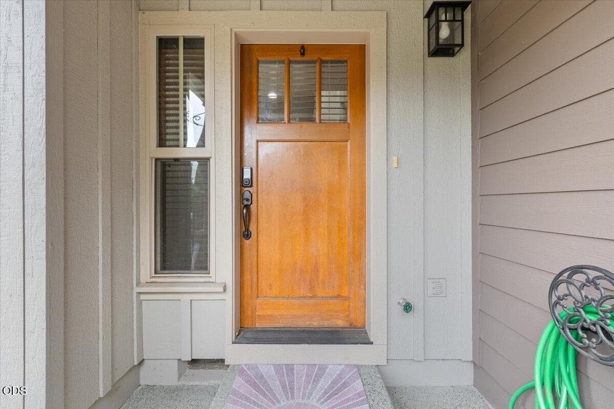 Photo of 3126 Alameda 2 of 24
