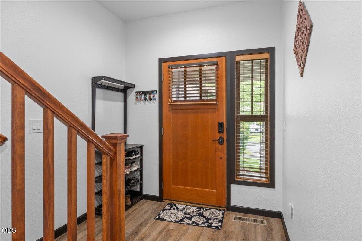 Welcoming entry