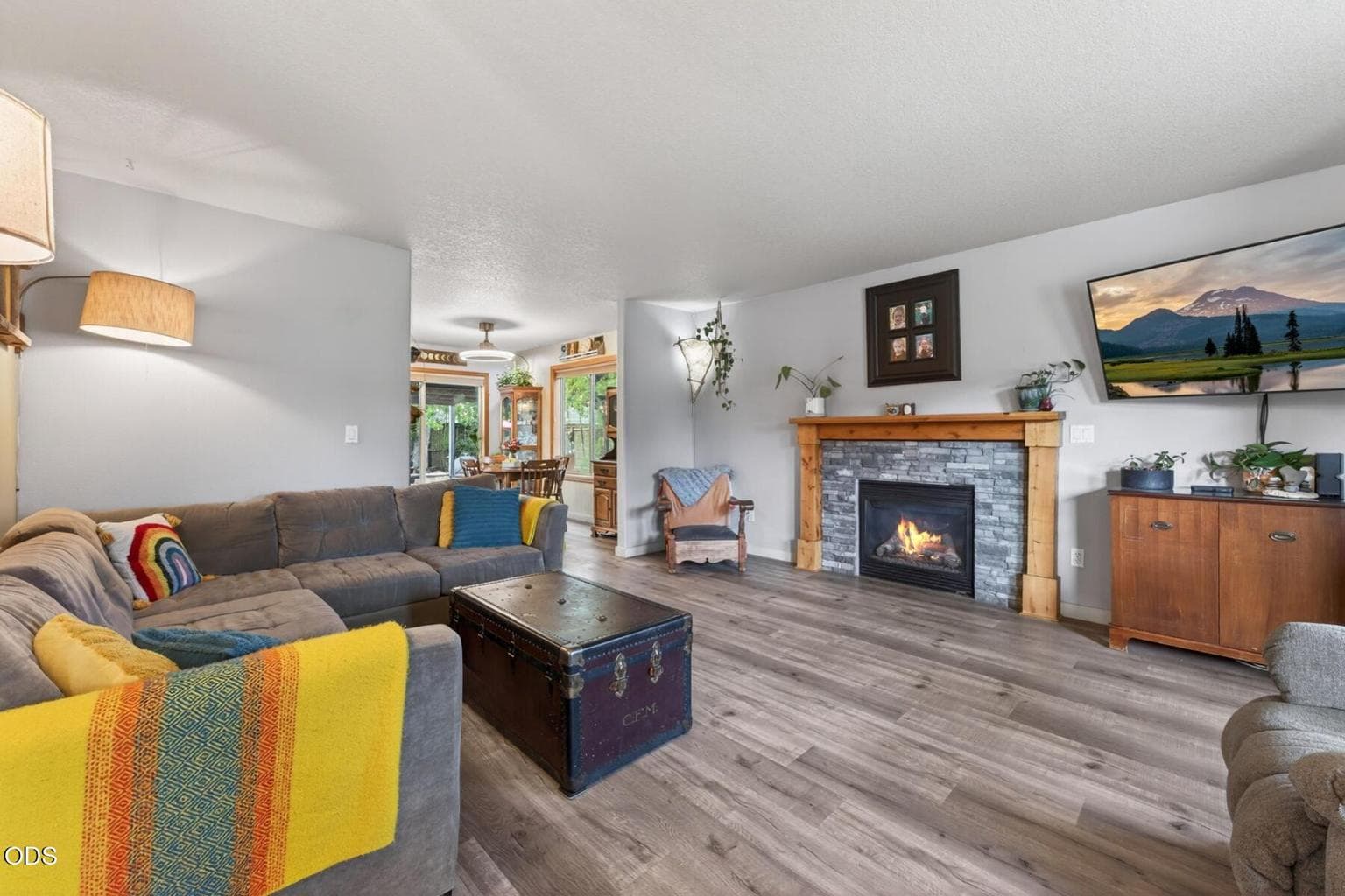 Photo of 20696 Barton Crossing 6 of 44