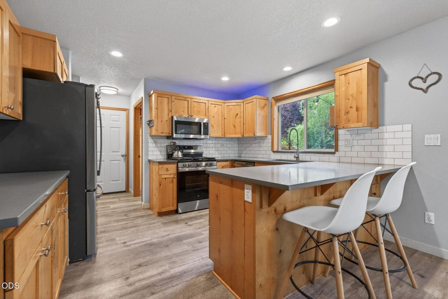 Photo of 20696 Barton Crossing Way 12 of 44