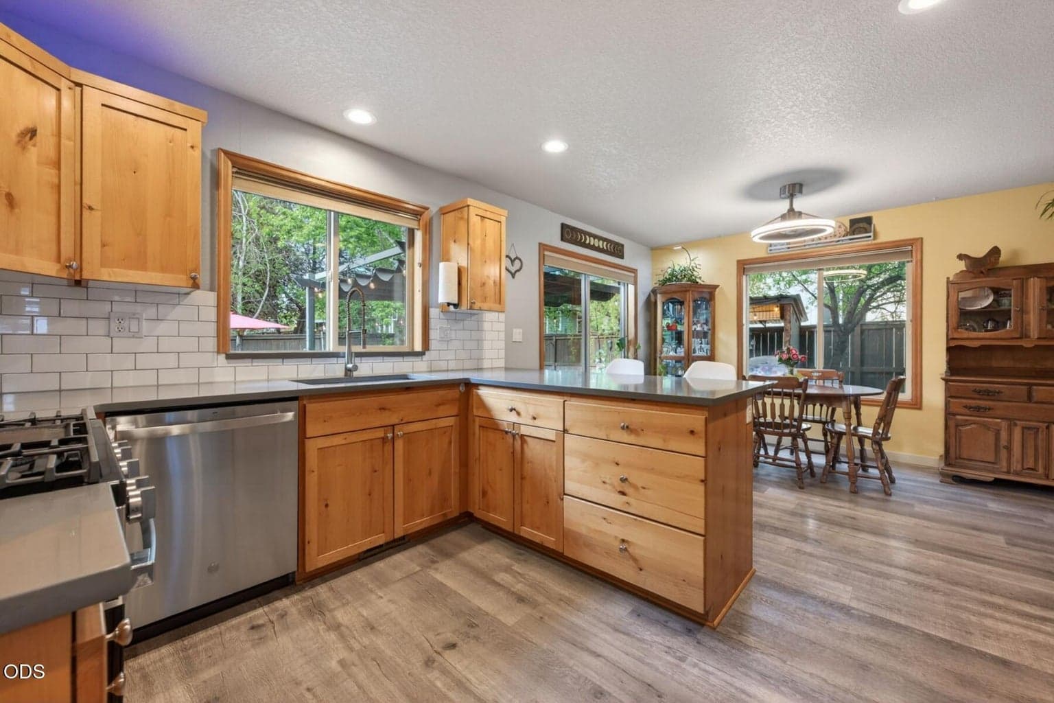 Photo of 20696 Barton Crossing Way 14 of 44