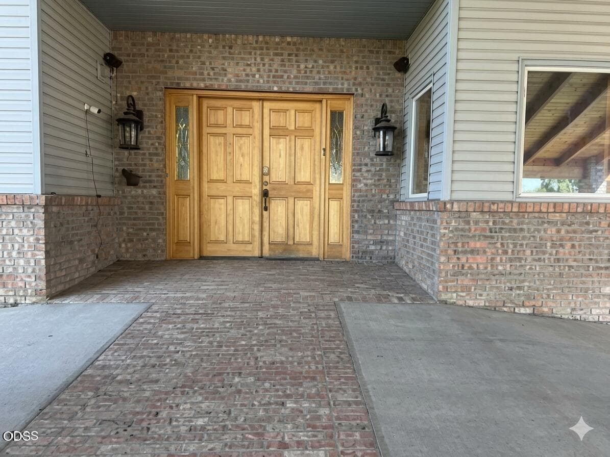 Photo of 4705 Wittmer 2 of 46
