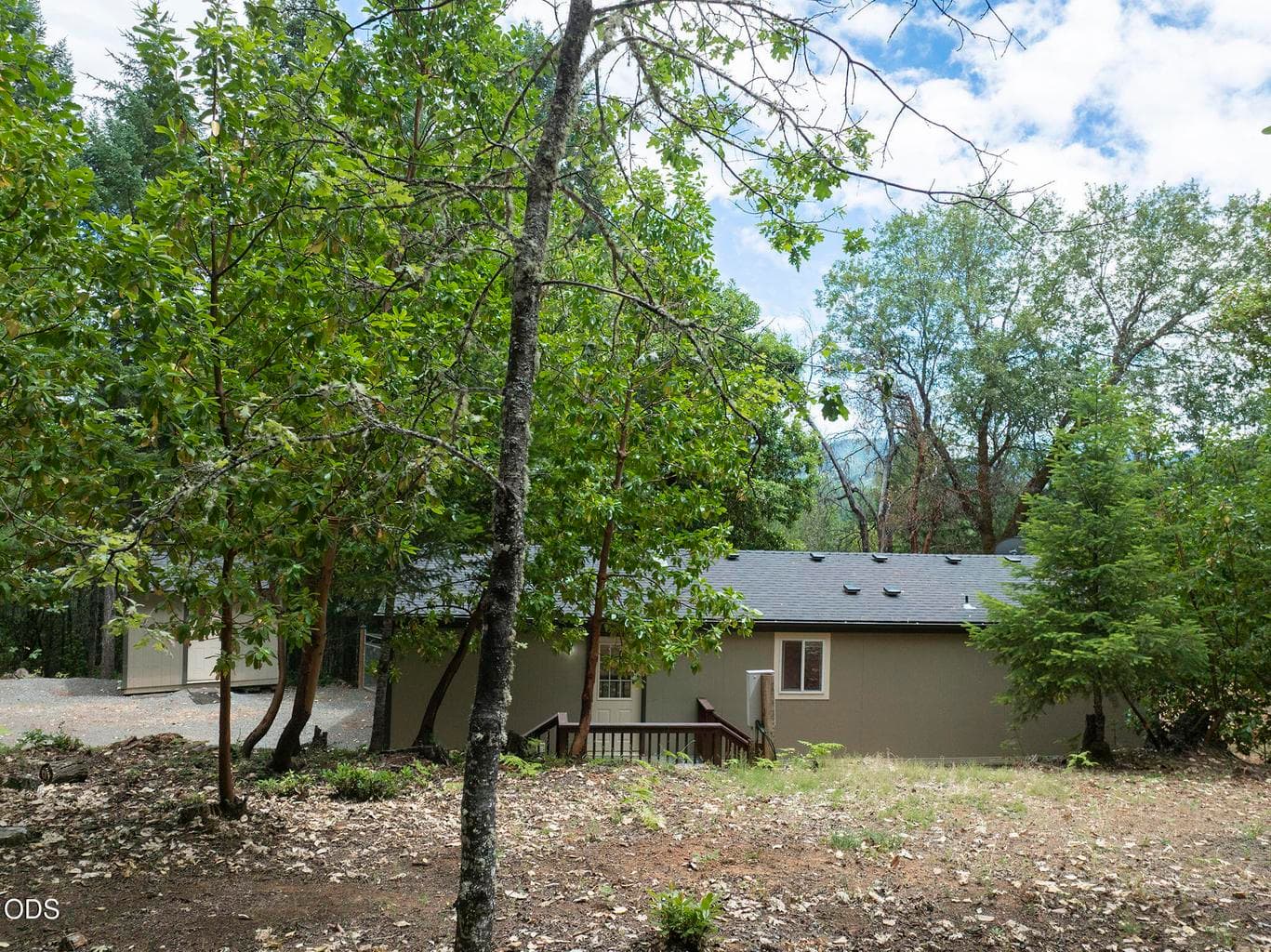 Photo of 308 Limpy Creek 3 of 50
