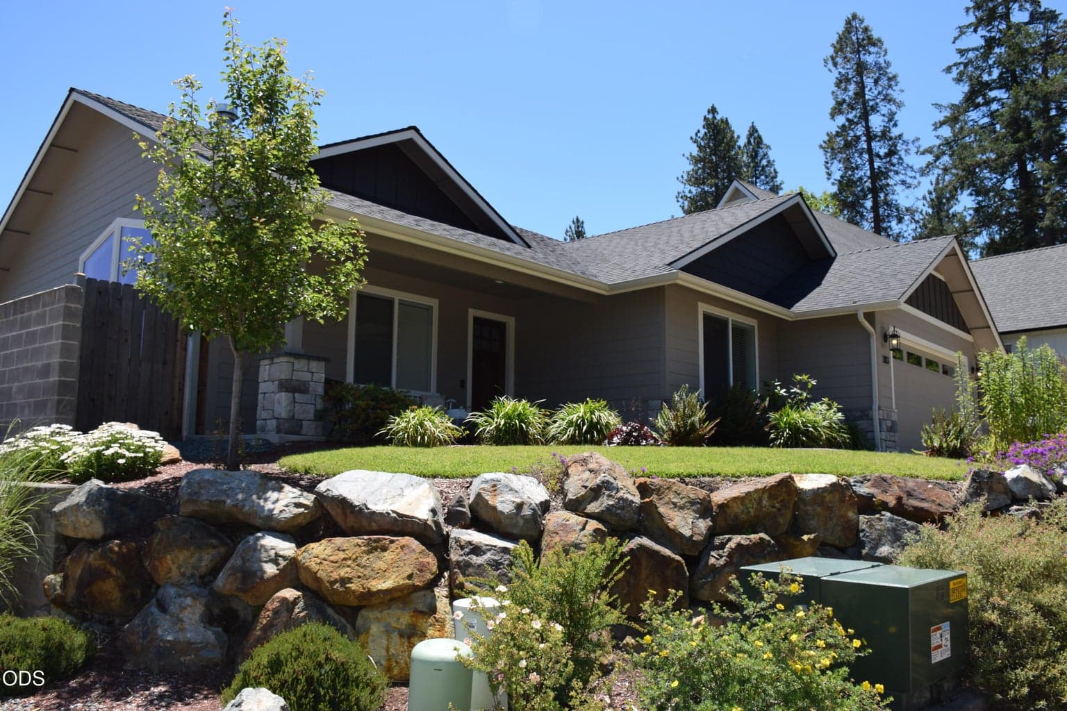 Photo of 303 Collette 1 of 23