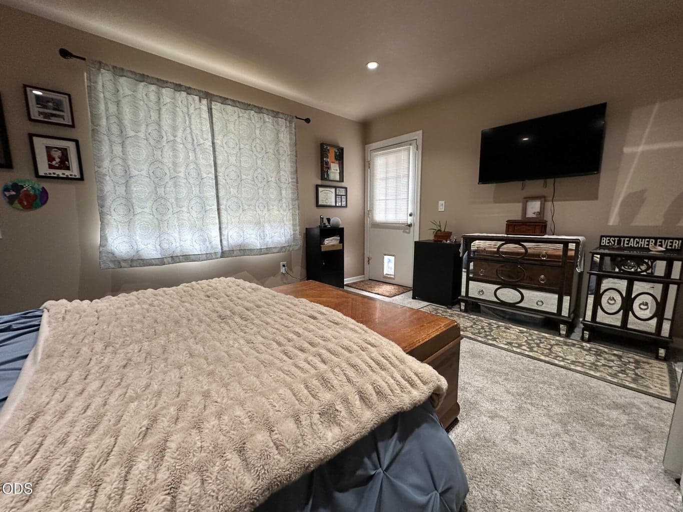 Photo of 2142 NW Elm Avenue 12 of 16