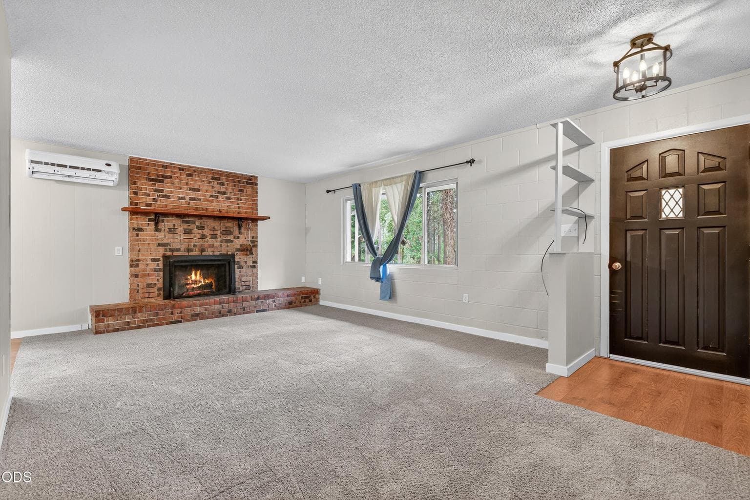 Photo of 981 Upper Applegate 2 of 36