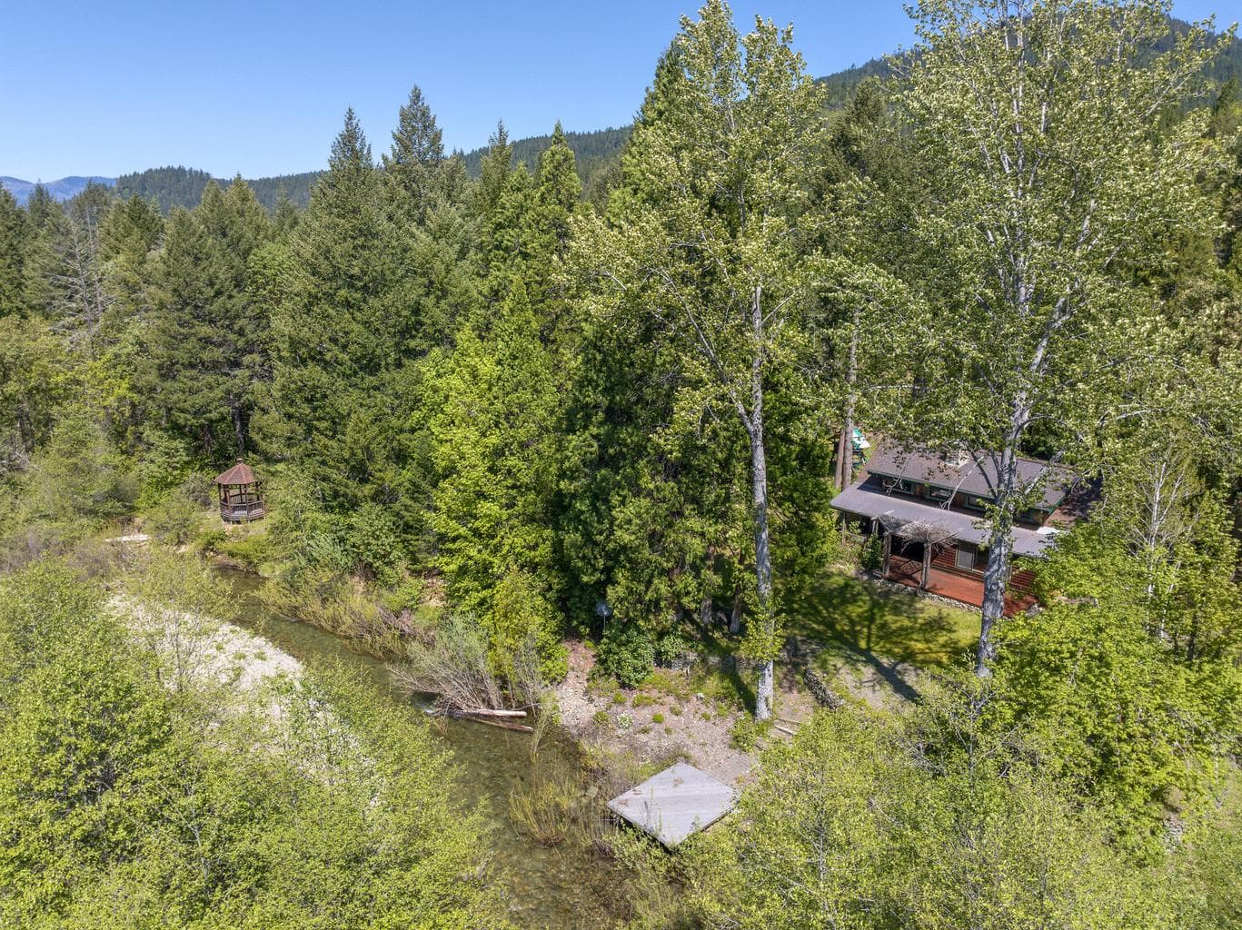 Photo of 8501 Deer Creek 1 of 74