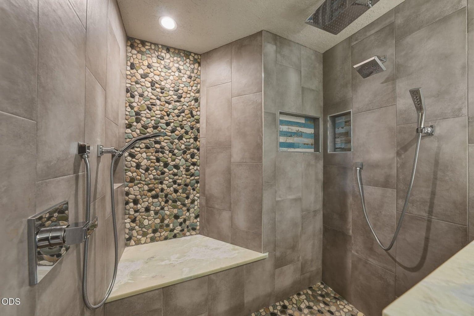 Photo of 2484 SW 39th Street 40 of 64