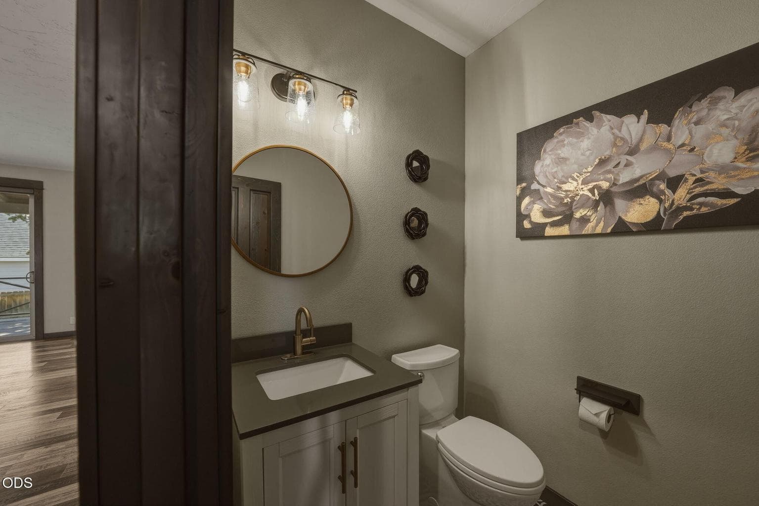 Photo of 2484 SW 39th Street 10 of 64