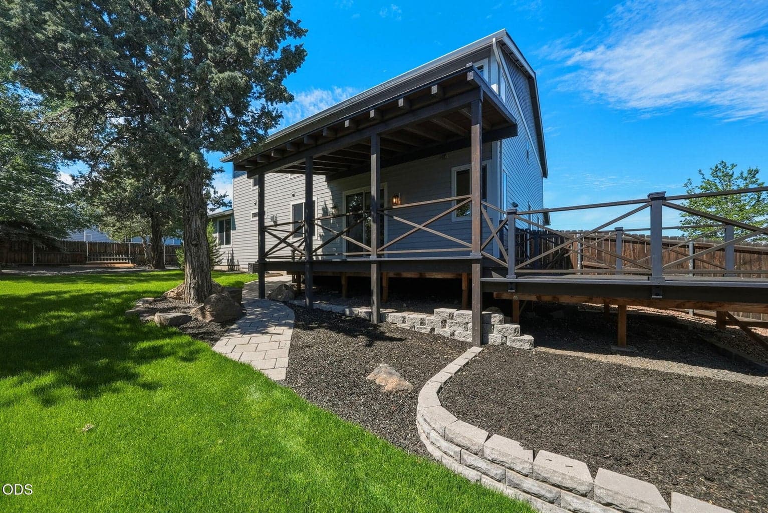 Photo of 2484 SW 39th Street 56 of 64