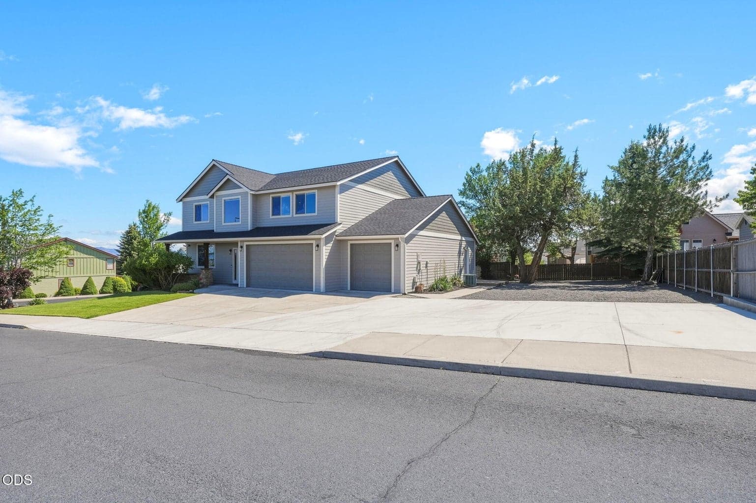 Photo of 2484 39th 2 of 38