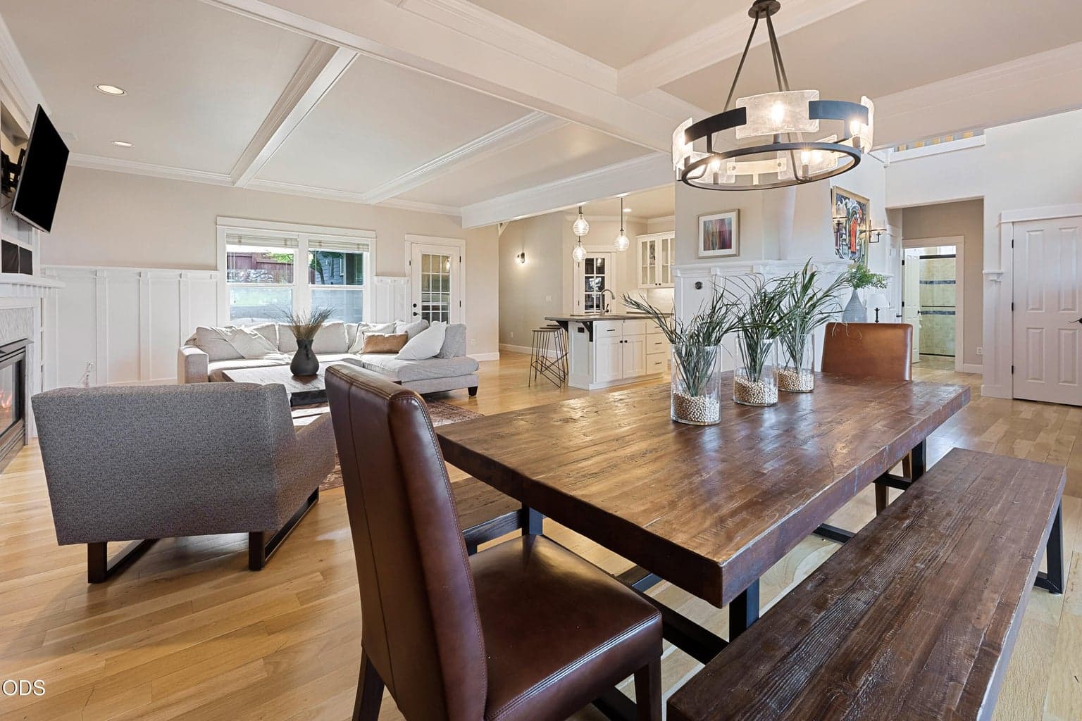 Photo of 3081 NW Craftsman Drive 9 of 44