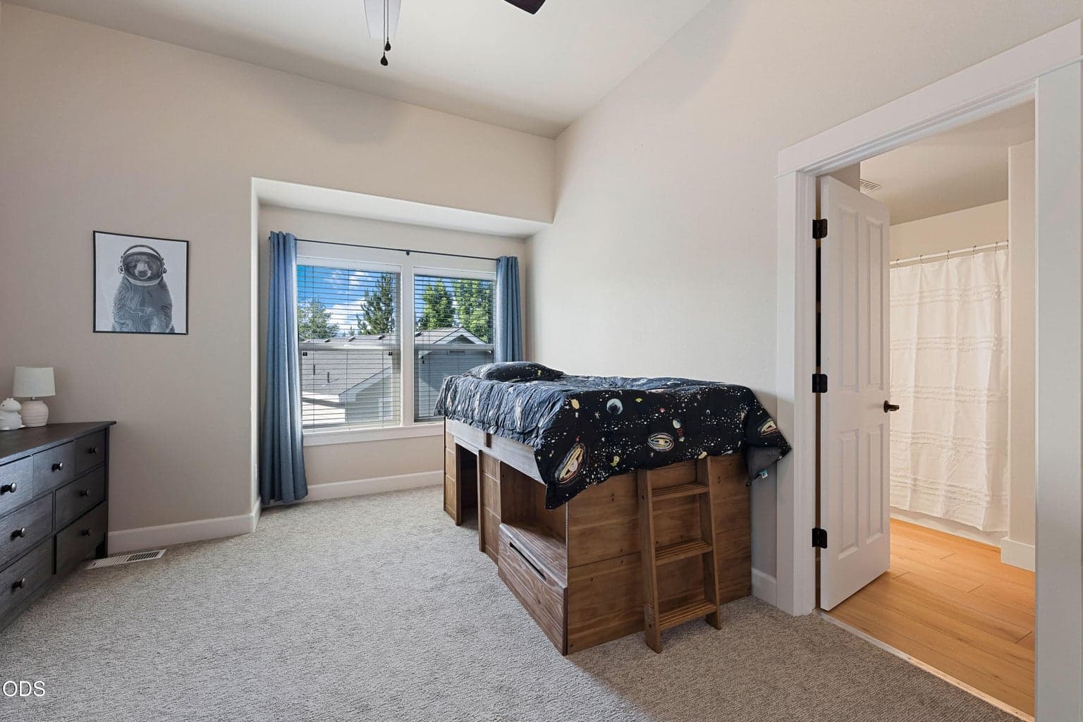 Photo of 3081 NW Craftsman Drive 32 of 44
