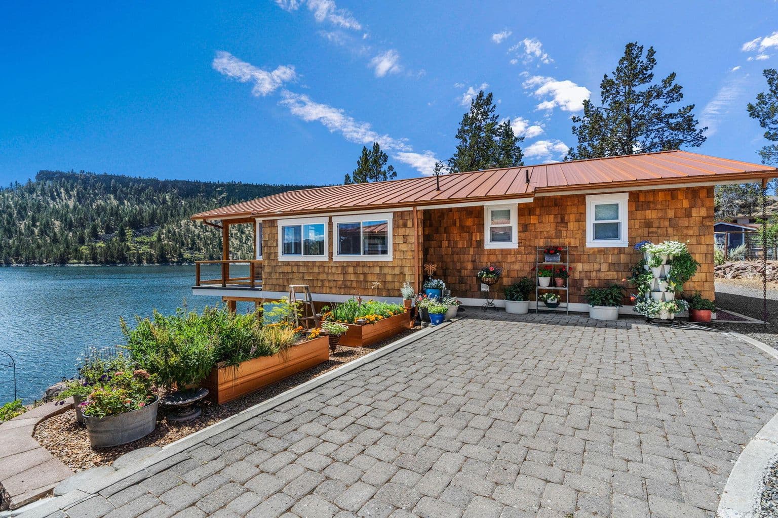 Photo of 10280 NE Ochoco Highway 11 of 101