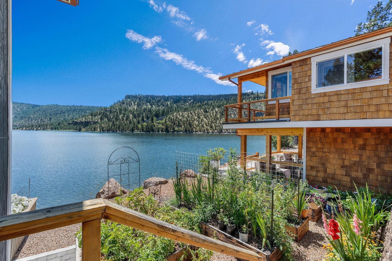 Photo of 10280 NE Ochoco Highway 16 of 101